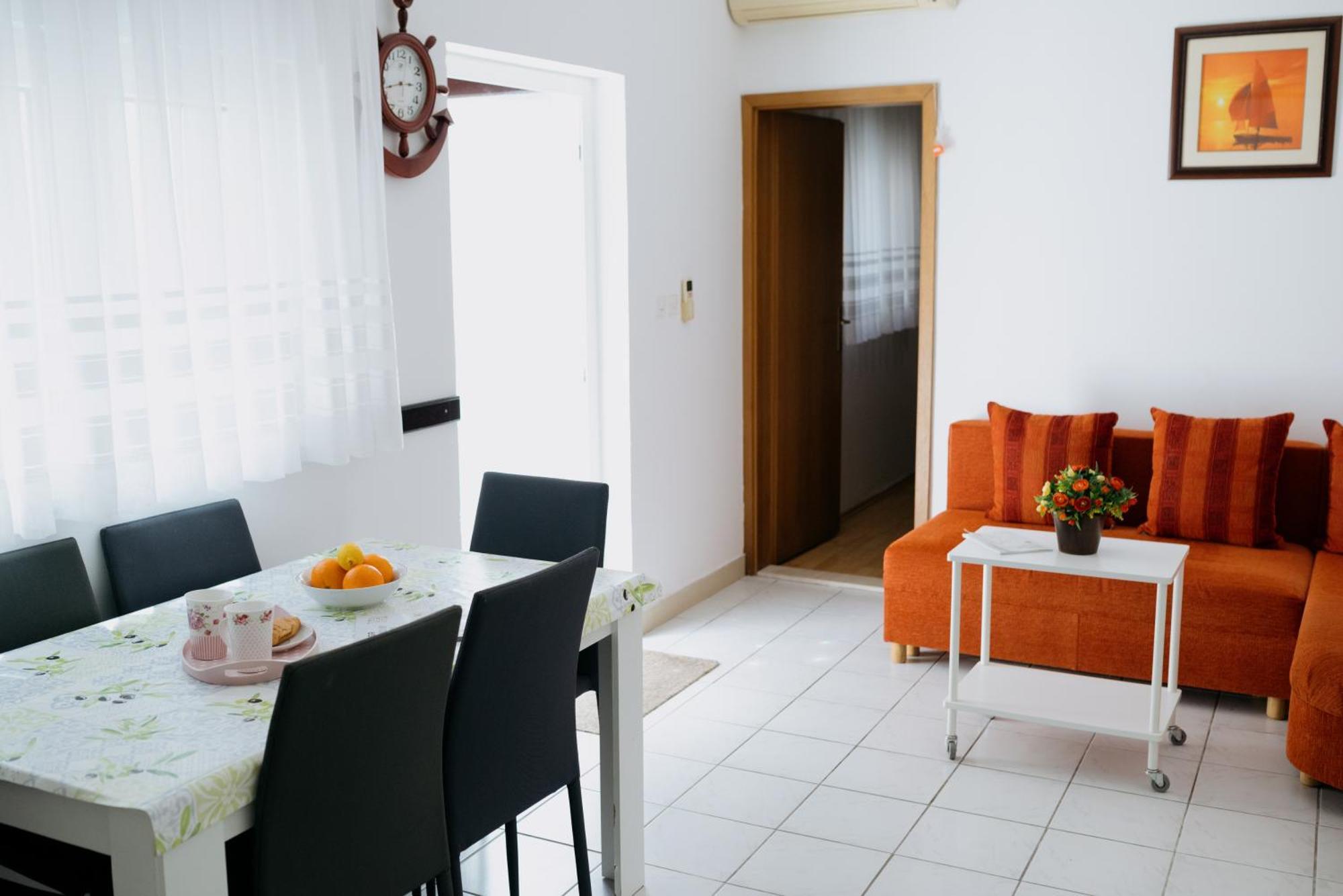 Apartments Coric Traù Esterno foto